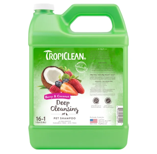 Шампунь TropiClean Berry & Coconut "Ягода і кокос" для собак і котів, 3,8 л