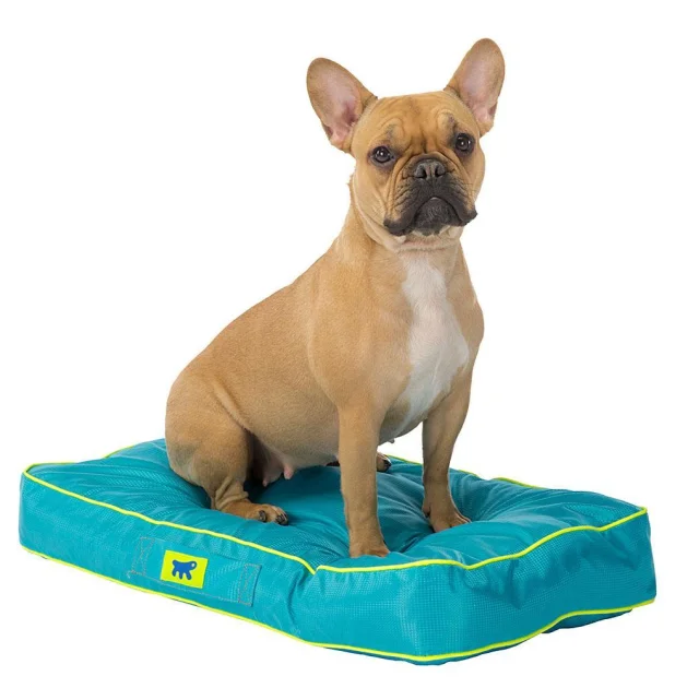 Подушка из прочного материала Ferplast Polo 95 Cushion Blue для собак, синяя, 95×60×8 см